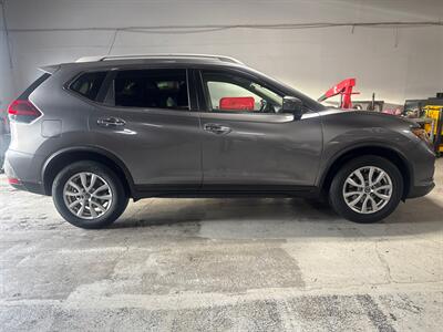 2020 Nissan Rogue SV - Photo 8 - Milwaukie, OR 97267