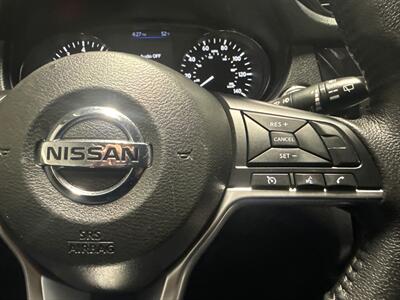 2020 Nissan Rogue SV - Photo 13 - Milwaukie, OR 97267