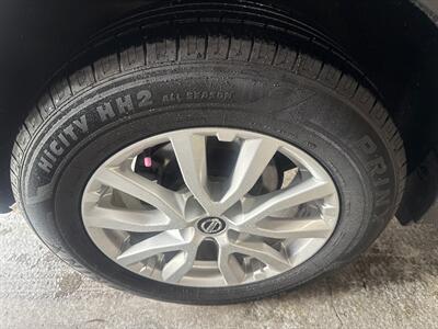 2020 Nissan Rogue SV - Photo 25 - Milwaukie, OR 97267