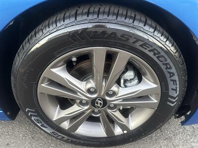 2020 Hyundai ELANTRA SEL   - Photo 24 - Milwaukie, OR 97267