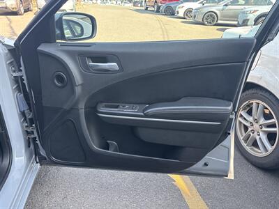 2022 Dodge Charger SXT   - Photo 18 - Milwaukie, OR 97267