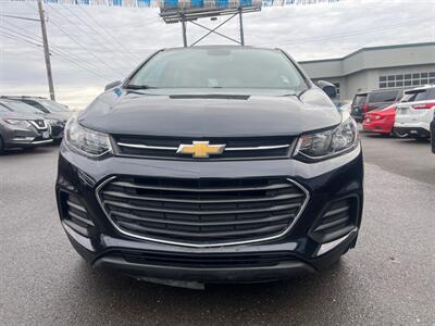 2021 Chevrolet Trax LS   - Photo 2 - Milwaukie, OR 97267