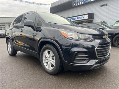 2021 Chevrolet Trax LS   - Photo 1 - Milwaukie, OR 97267
