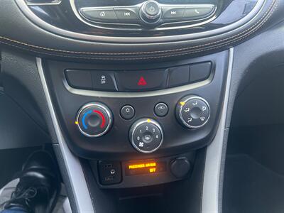 2021 Chevrolet Trax LS   - Photo 22 - Milwaukie, OR 97267