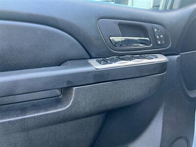 2013 Chevrolet Silverado 2500HD LTZ   - Photo 11 - Milwaukie, OR 97267