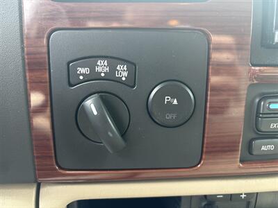 2005 Ford F350 Super Duty Crew Cab Lariat   - Photo 24 - Milwaukie, OR 97267