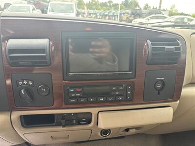 2005 Ford F350 Super Duty Crew Cab Lariat   - Photo 23 - Milwaukie, OR 97267