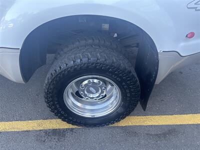 2009 Ford F350 Super Duty Crew Cab Lariat   - Photo 23 - Milwaukie, OR 97267