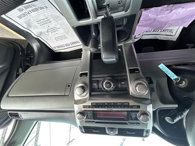 2012 Toyota 4Runner SR5   - Photo 16 - Milwaukie, OR 97267