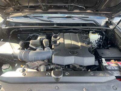 2012 Toyota 4Runner SR5   - Photo 24 - Milwaukie, OR 97267