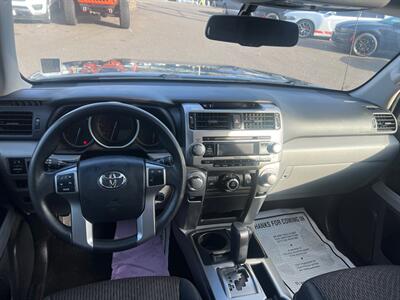 2012 Toyota 4Runner SR5   - Photo 21 - Milwaukie, OR 97267
