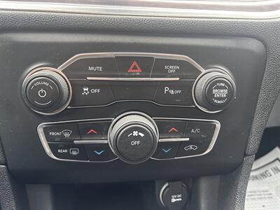 2017 Dodge Charger SE   - Photo 18 - Milwaukie, OR 97267