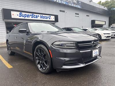 2017 Dodge Charger SE   - Photo 1 - Milwaukie, OR 97267