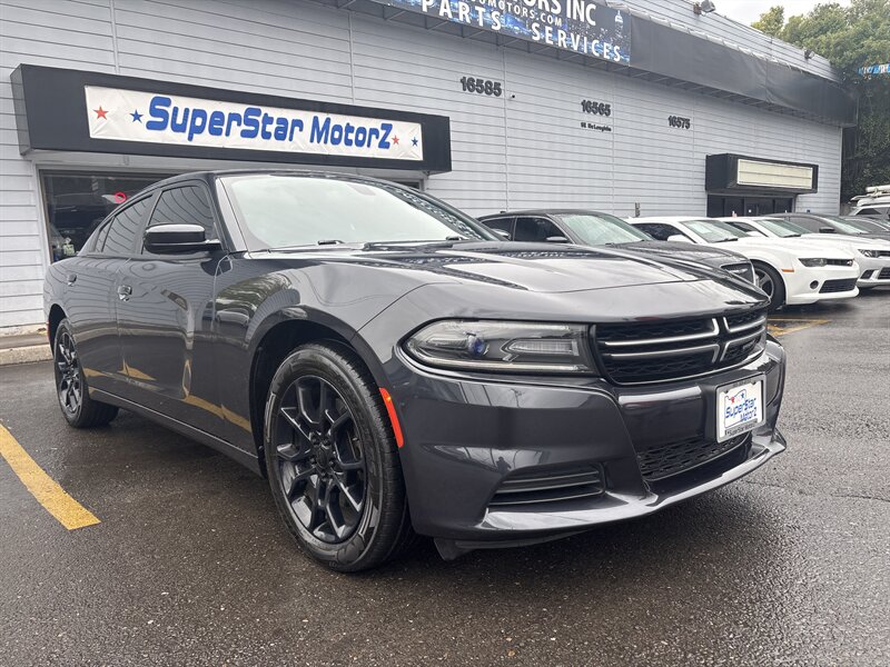 2017 Dodge Charger SE  