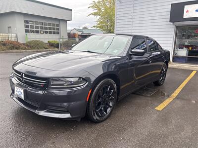 2017 Dodge Charger SE   - Photo 3 - Milwaukie, OR 97267