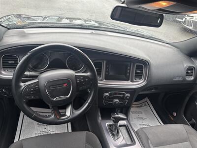 2017 Dodge Charger SE   - Photo 12 - Milwaukie, OR 97267