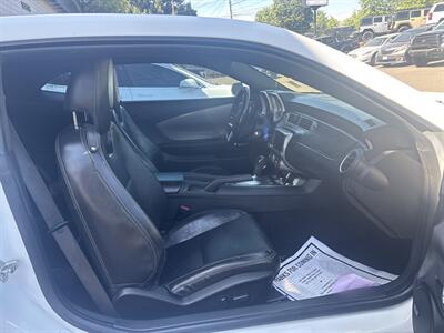 2015 Chevrolet Camaro LT - Photo 14 - Milwaukie, OR 97267