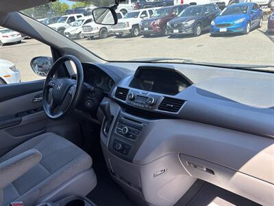 2017 Honda Odyssey LX   - Photo 19 - Milwaukie, OR 97267