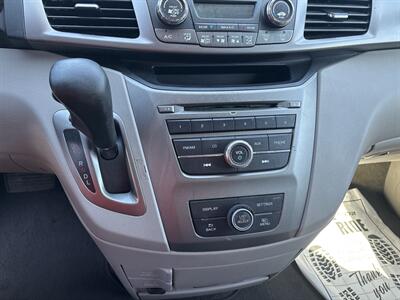 2017 Honda Odyssey LX   - Photo 21 - Milwaukie, OR 97267