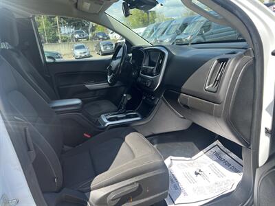 2020 Chevrolet Colorado Extended Cab LT   - Photo 18 - Milwaukie, OR 97267