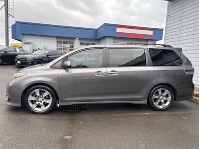 2013 Toyota Sienna SE 8-Passenger   - Photo 4 - Milwaukie, OR 97267