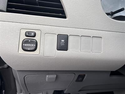 2013 Toyota Sienna SE 8-Passenger   - Photo 23 - Milwaukie, OR 97267