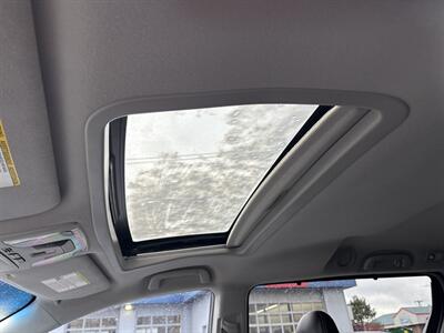 2013 Toyota Sienna SE 8-Passenger   - Photo 27 - Milwaukie, OR 97267