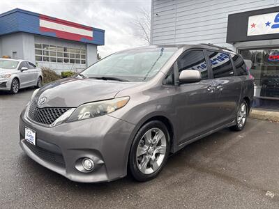 2013 Toyota Sienna SE 8-Passenger   - Photo 3 - Milwaukie, OR 97267