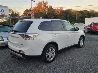 2015 Mitsubishi Outlander SE   - Photo 5 - Lakewood, NJ 08701