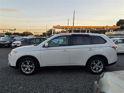 2015 Mitsubishi Outlander SE   - Photo 3 - Lakewood, NJ 08701