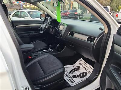 2015 Mitsubishi Outlander SE   - Photo 11 - Lakewood, NJ 08701
