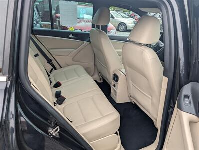 2016 Volkswagen Tiguan 2.0T R-Line 4Motion   - Photo 18 - Lakewood, NJ 08701