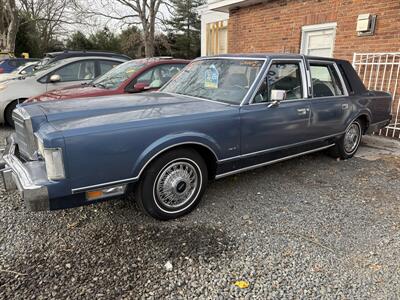 1988 Lincoln Town Car Sedan