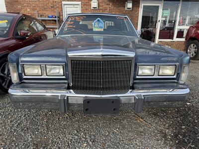 1988 Lincoln Town Car   - Photo 2 - Lakewood, NJ 08701