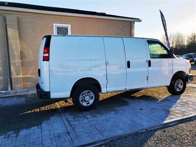 2009 Chevrolet Express 2500   - Photo 7 - Lakewood, NJ 08701