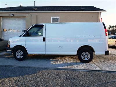 2009 Chevrolet Express 2500   - Photo 8 - Lakewood, NJ 08701