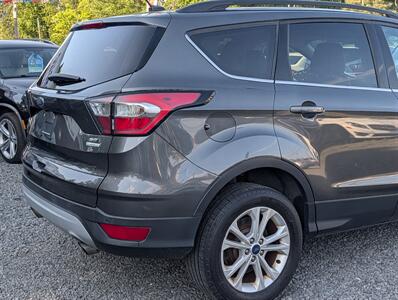 2017 Ford Escape SE - Photo 4 - Lakewood, NJ 08701