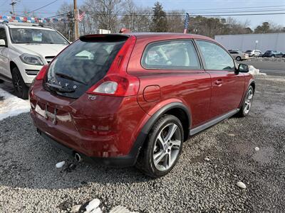2013 Volvo C30 T5   - Photo 8 - Lakewood, NJ 08701