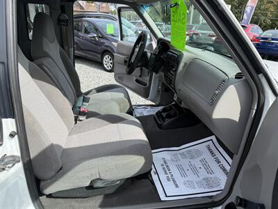 2000 Mazda B3000 SE   - Photo 8 - Lakewood, NJ 08701