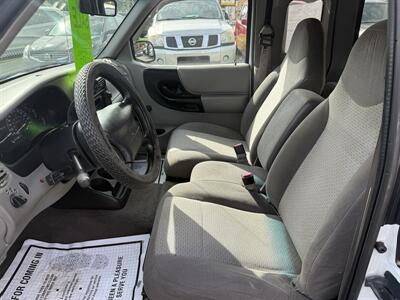 2000 Mazda B3000 SE   - Photo 9 - Lakewood, NJ 08701