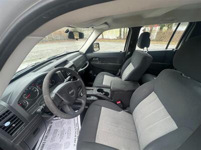 2010 Jeep Liberty Sport   - Photo 14 - Lakewood, NJ 08701