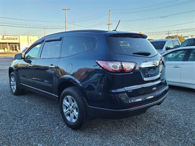 2015 Chevrolet Traverse LS   - Photo 3 - Lakewood, NJ 08701