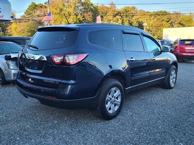 2015 Chevrolet Traverse LS   - Photo 4 - Lakewood, NJ 08701