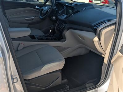 2017 Ford Escape SE - Photo 14 - Lakewood, NJ 08701