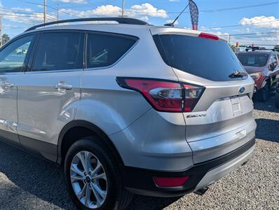 2017 Ford Escape SE - Photo 8 - Lakewood, NJ 08701