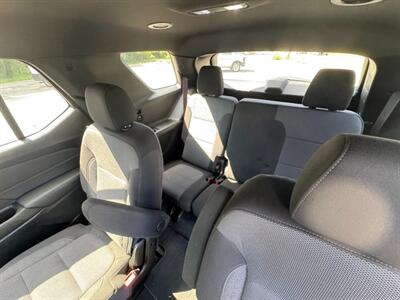 2023 Chevrolet Traverse LT Cloth - Photo 16 - Lakewood, NJ 08701