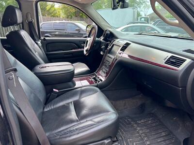 2008 Cadillac Escalade ESV   - Photo 10 - Lakewood, NJ 08701