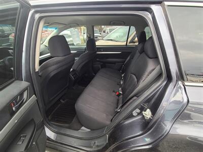 2011 Subaru Outback 2.5i Premium   - Photo 9 - Lakewood, NJ 08701