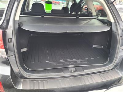 2011 Subaru Outback 2.5i Premium   - Photo 10 - Lakewood, NJ 08701