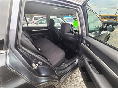 2011 Subaru Outback 2.5i Premium   - Photo 8 - Lakewood, NJ 08701